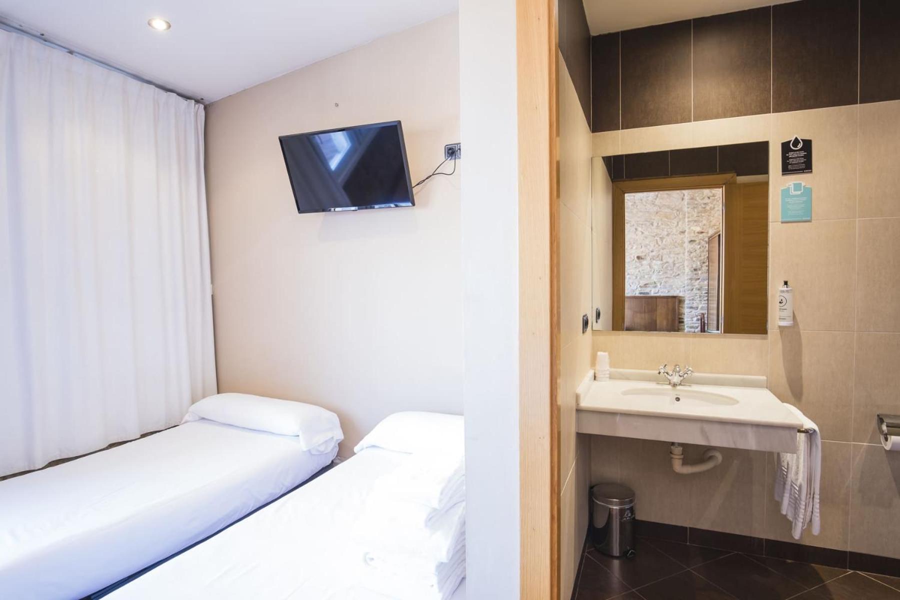 Hotel Alda Avenida 圣地亚哥－德孔波斯特拉 外观 照片