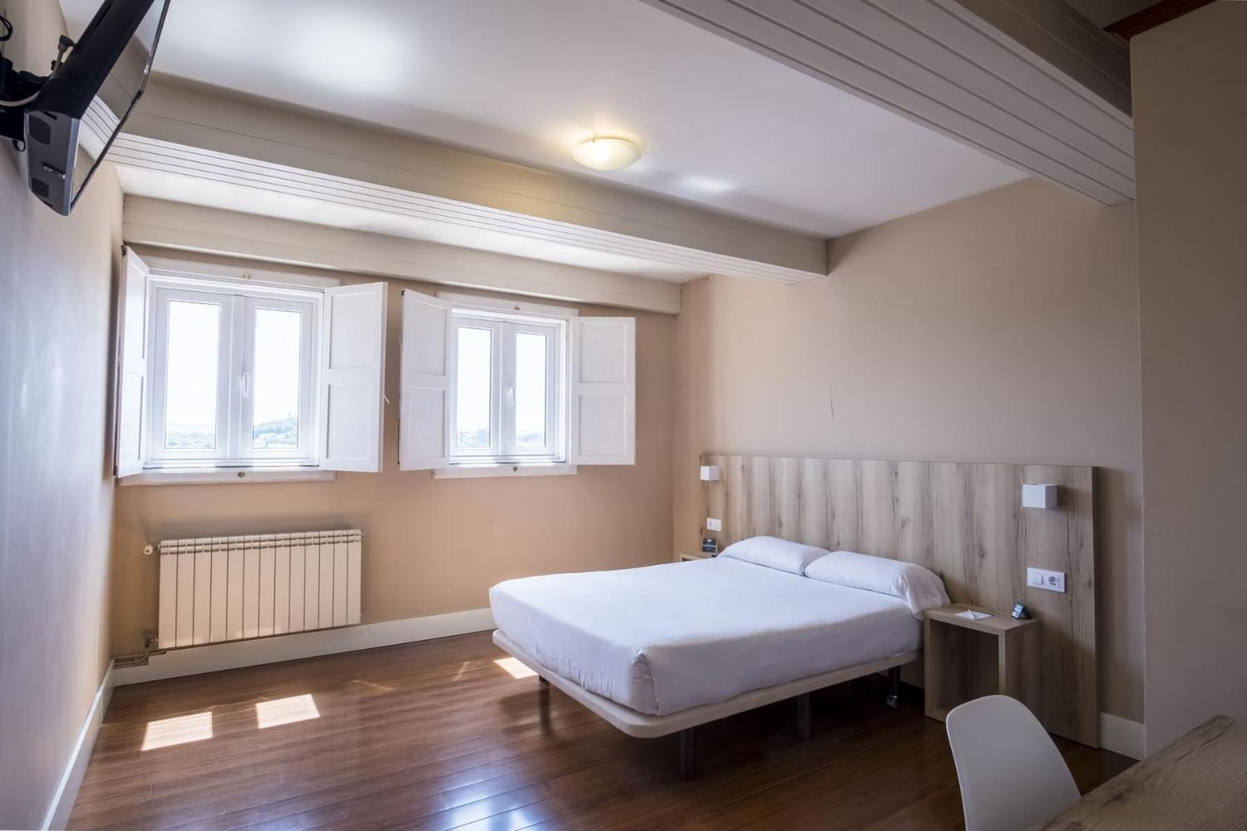 Hotel Alda Avenida 圣地亚哥－德孔波斯特拉 外观 照片